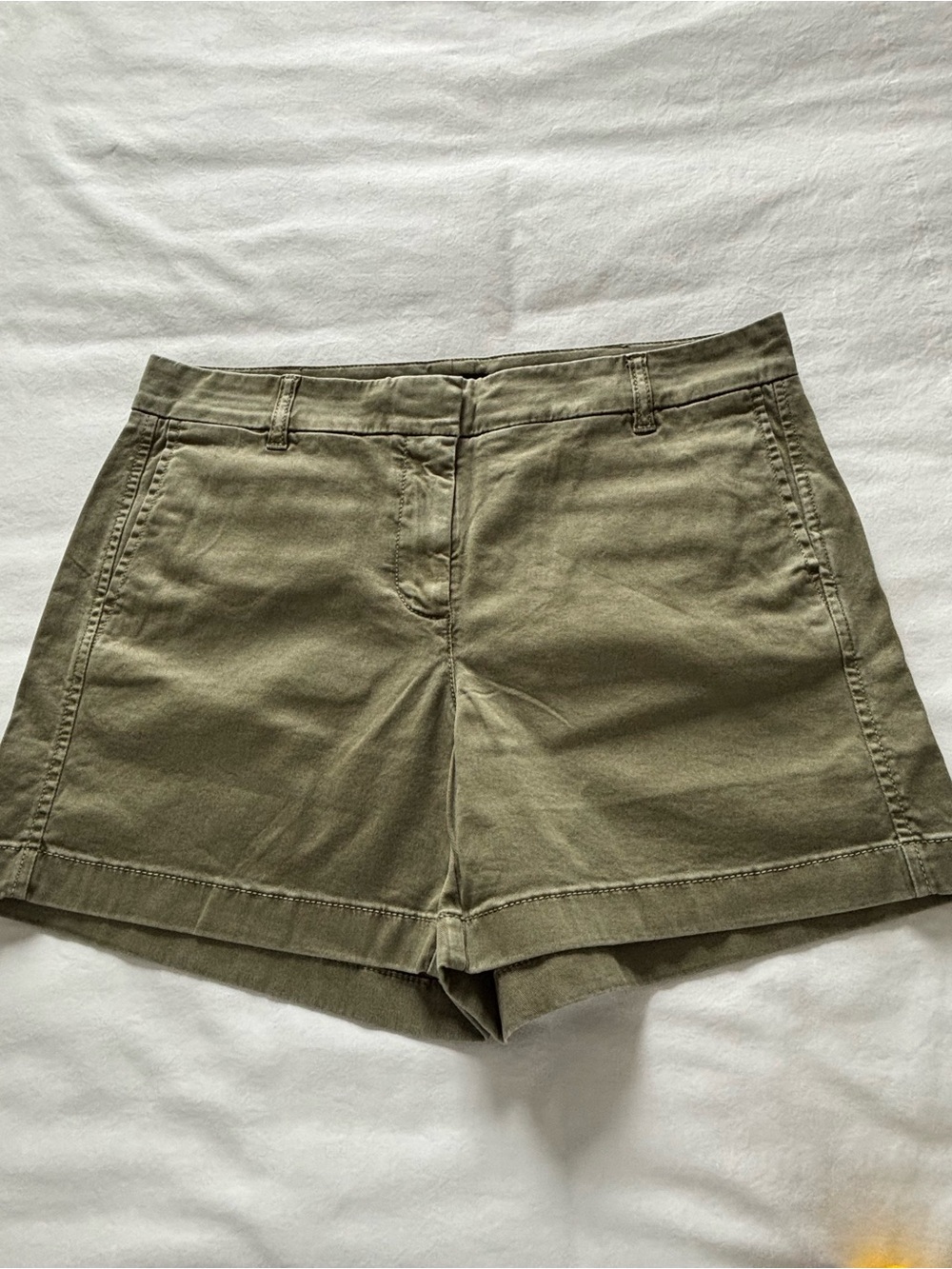 EUC! J.Crew Chino Short 5”
